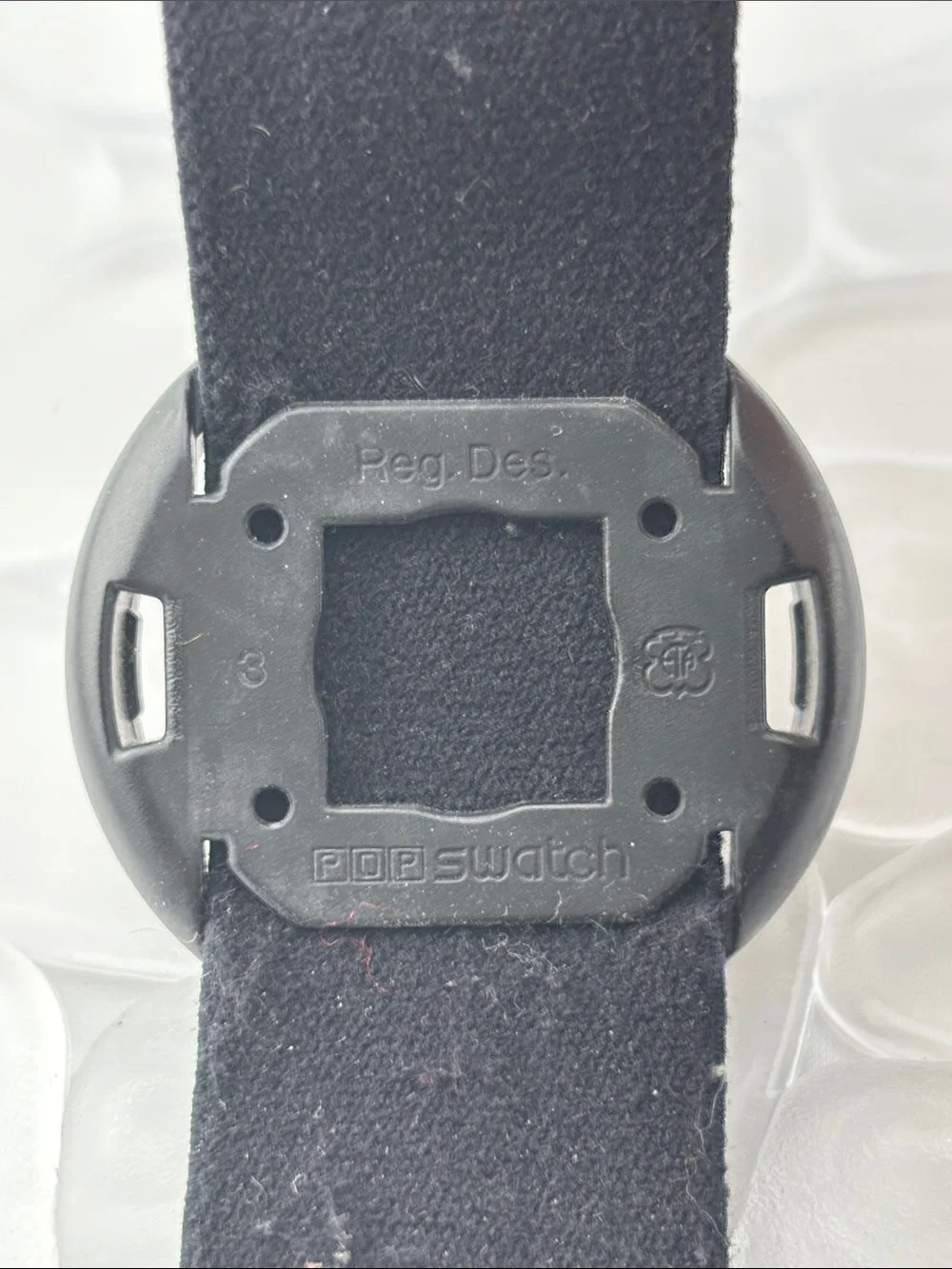 Swatch POP Watch strap/holder - Black/White